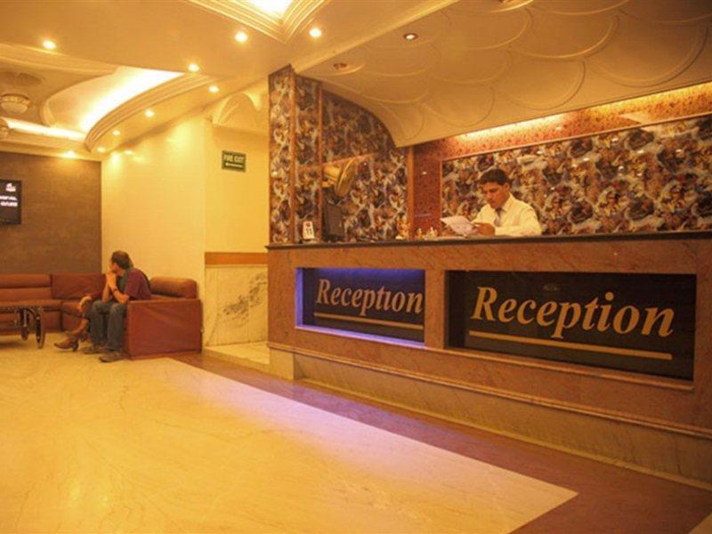 Indira International Inn Nueva Delhi Exterior foto